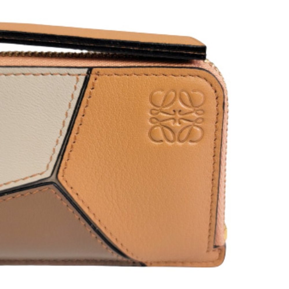 LOEWE  Leather Puzzle Coin and Card Holder - Picture 2 of 8